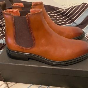 Vintage Foundry men’s leather Chelsea boots, lightly worn, Sz. 9